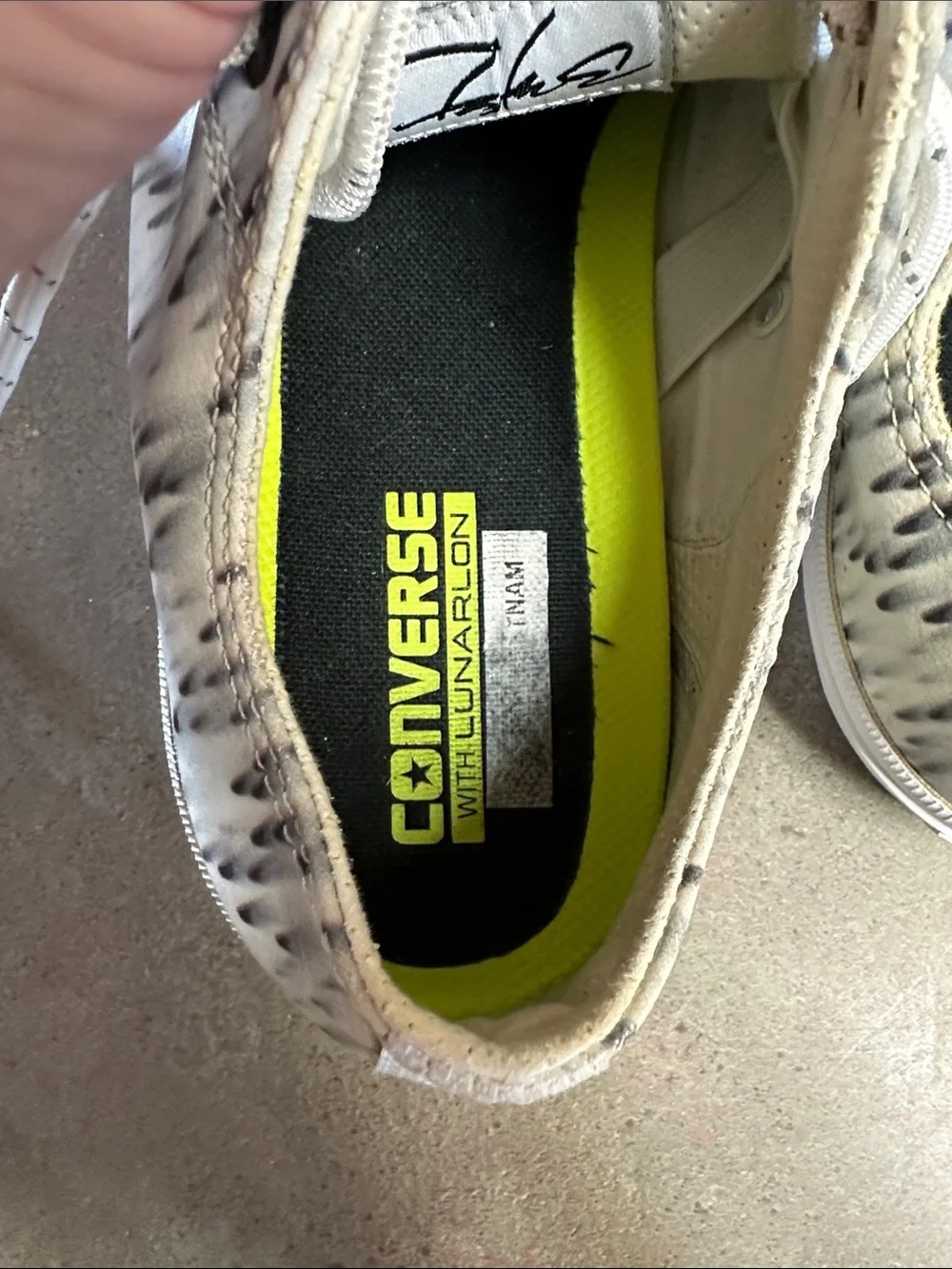 Converse x Futura “Skyfall” Low-Top Sneakers in White and Neon Yellow - Picture 5 of 16